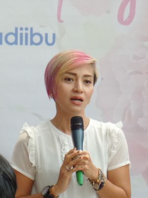 Psikolog Liza Djaprie pada acara perayaan hari ibu bersama Mothercare di kawasan Menteng, Jakarta Pusat, Rabu (19/12/2018). 