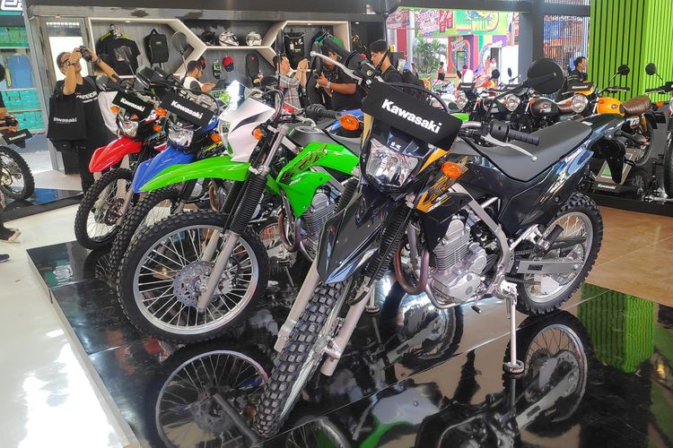 Debut Dunia, Kawasaki Perkenalkan KLX 230