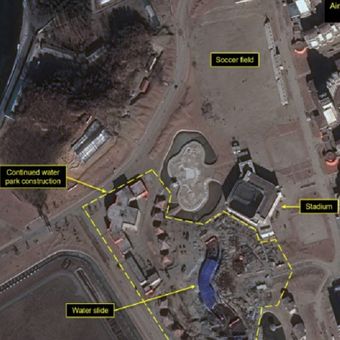 Citra satelit yang menunjukkan perkembangan pembangunan resor di Area Pesisir Turis Wonsan-Kalma, Korea Utara, pada 28 Desember 2018. (38 North).