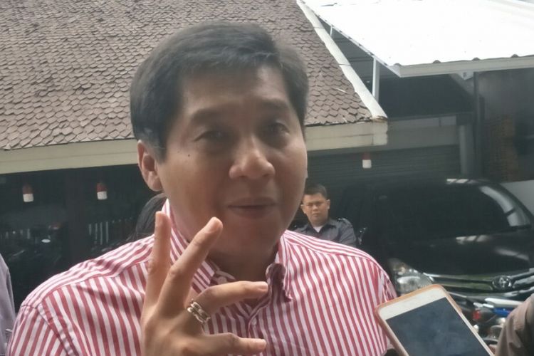 Politisi Partai Demokrasi Indonesia Perjuangan (PDI-P) Maruarar Sirait ketika ditemui di Kantor Populi Center, Jakarta, Rabu (28/2/2018). 