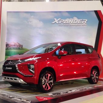 Selebrasi pelepasan Xpander dari lini produksi Mitsubishi di Bekasi, Selasa (3/10/2017)