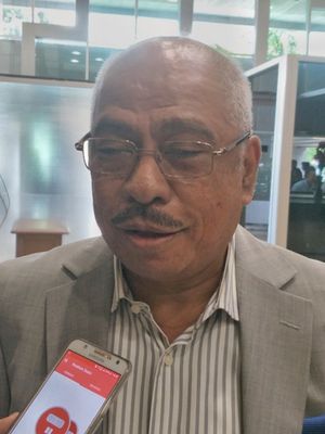 Ketua Fraksi Partai Golkar Melchias Marcus Mekeng saat ditemui di Kompleks Parlemen, Senayan, Jakarta, Kamis (20/9/2018). 