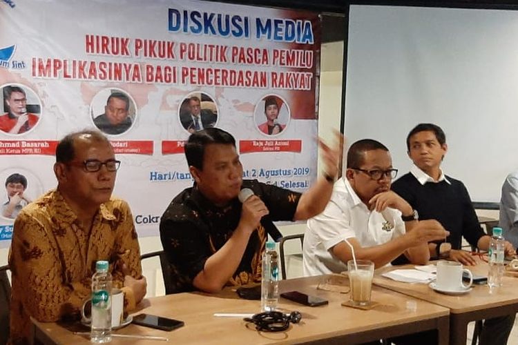 Diskusi bertema Hiruk Pikuk Politik Pasca Pemilu: Implikasinya bagi Kecerdasan Rakyat, diinisiasi oleh Perkumpulan Senior GMKI bertempat di Jakarta, Jumat 2 Agustus 2019. 