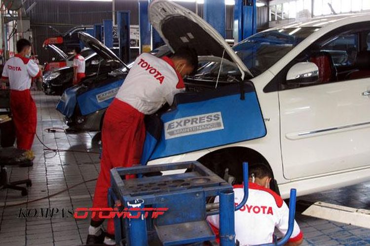 Layanan express maintenance di dealer Auto2000 Khatib Sulaiman, Padang.