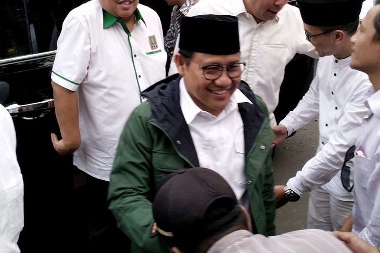 Ketua Umum Dewan Pimpinan Pusat (DPP) Partai Kebangkitan Bangsa (PKB) Muhaimin Iskandar bersama  Ketua DPW PKB Jawa Barat Syaiful Huda.  