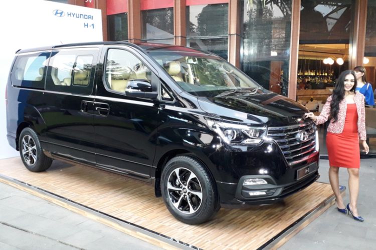 New H-1 2018 yang diperkenalkan Hyundai Motor Indonesia di Jakarta, Selasa (3/7/2018).