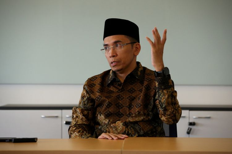 Gubernur Nusa Tenggara Barat, Tuan Guru Bajang (TGB) Zainul Majdi saat mengunjungi Kantor Redaksi Kompas.com di Menara Kompas, Jakarta, Kamis (12/7/2018). 