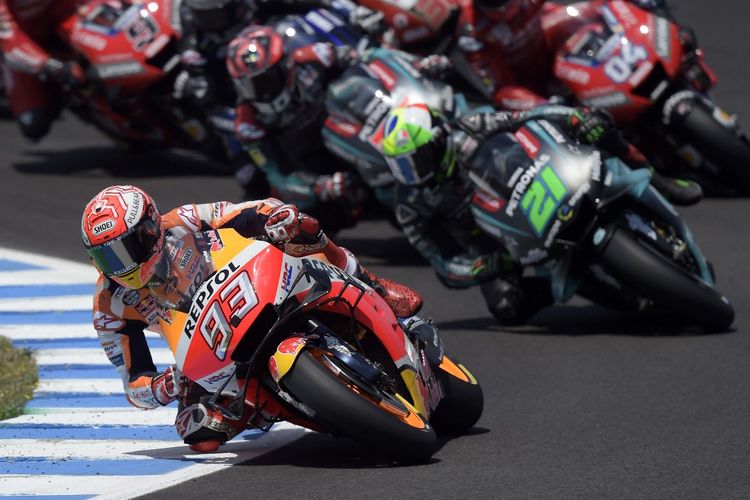 Pebalap Repsol Honda Team, Marc Marquez, memimpin jalannya balapan MotoGP Spanyol di Sirkuit Jerez, Minggu (5/5/2019).