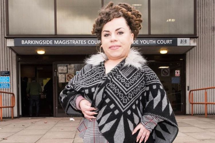 Michelle Harris, ibu 32 tahun yang didugat di pengadilan oleh otoritas pendidikan di East London.