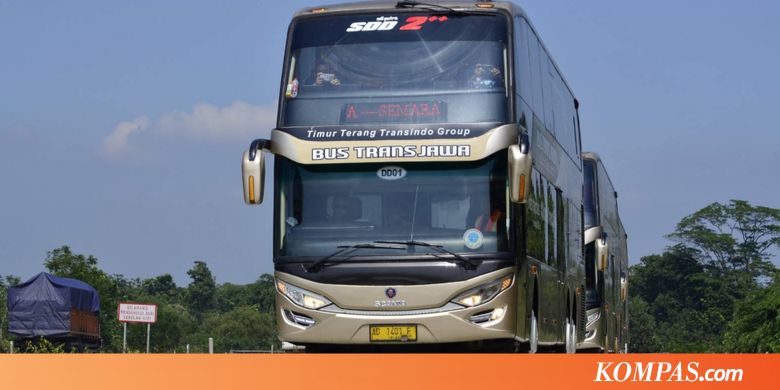 Bored In Train Travel Try Trans Java Bus Uncomfortable