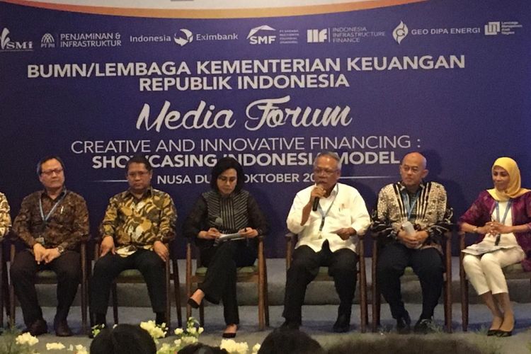 Menteri PUPR Basuki Hadimuljono saat menjadi salah satu pembicara pada Media Forum bertajuk Creative and Innovative Financing: Showcasing Indonesia Model di Nusa Dua, Bali, Senin (8/10/2018).
