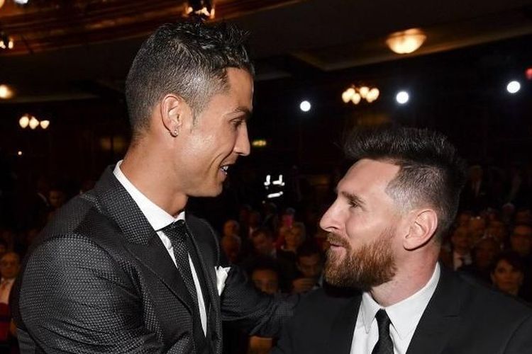 Cristiano Ronaldo dan Lionel Messi pada acara penganugeraan FIFA Ballon dOr beberapa waktu lalu, Selasa (7/5/2019)