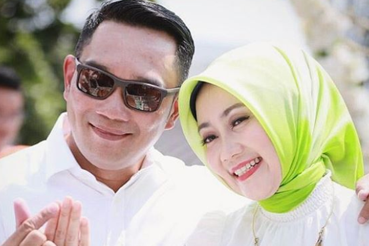 Ridwal Kamil dan Istri