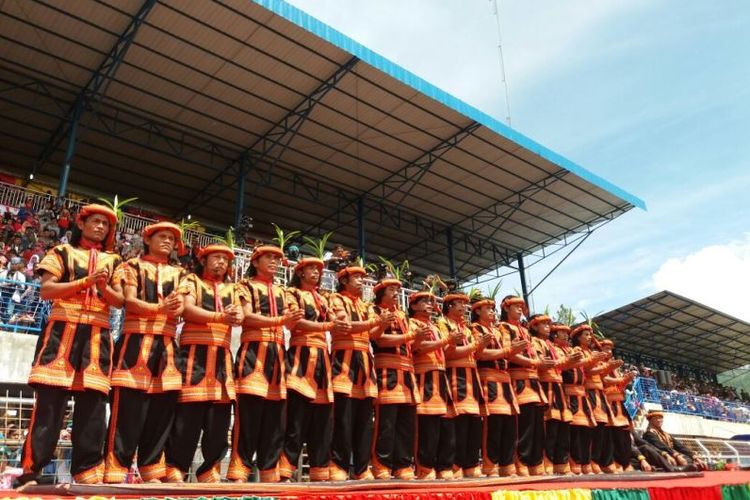 Para pelatih penari Tari Saman Massal 10001 Penari di Gayo Lues, Minggu (13/8/2017).