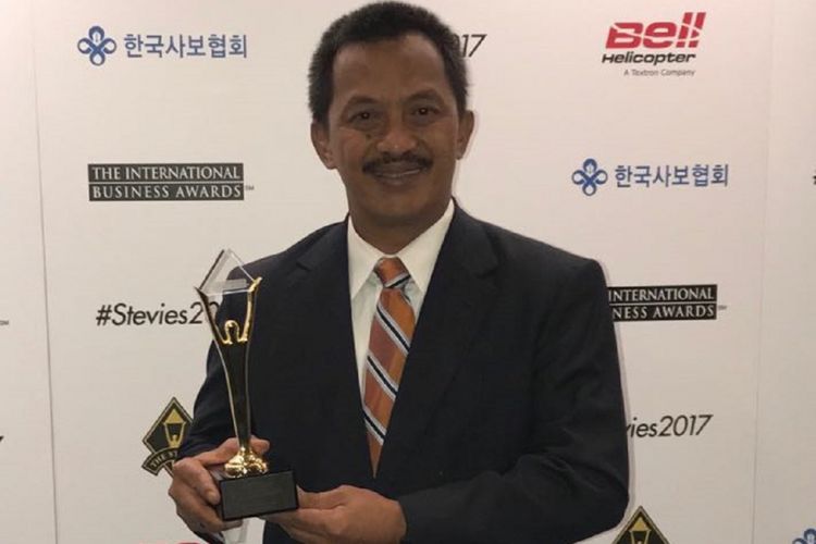 PGN kembali meraih penghargaan internasional. Akhir pekan lalu, Direktur Utama PGN Jobi Triananda Hasjim menerima penghargaan Gold Stevie Award di Barcelona, Sabtu, 21 Oktober 2017.