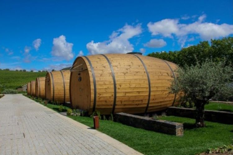 Penginapan berbentuk barel anggur di Portugal