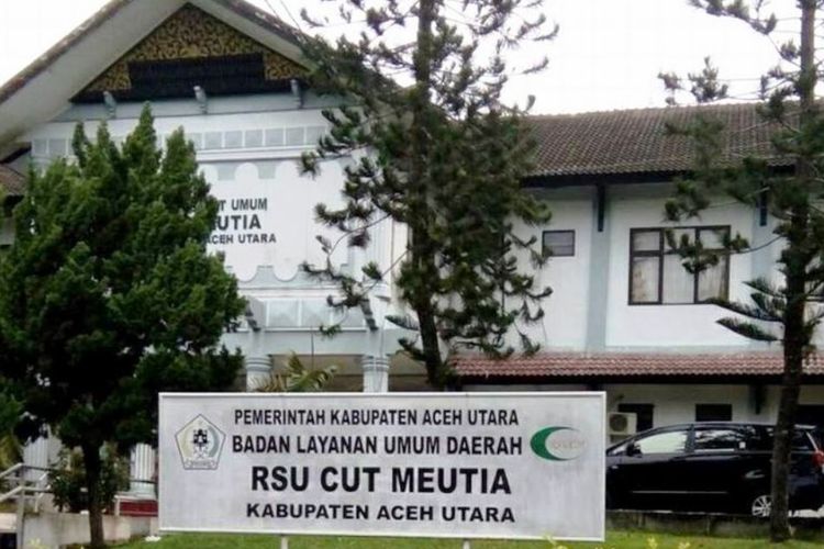 Bangunan Rumah Sakit Umum Daerah Cut Meutia milik Pemerintah Kabupaten Aceh Utara di Jalan Medan-Banda Aceh, Buket Rata, Kota Lhokseumawe. 