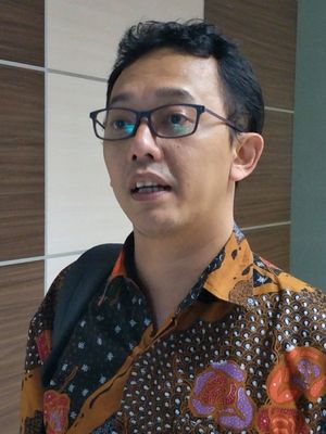 Komisioner Komnas HAM Beka Ulung Hapsara saat ditemui di Kompleks Parlemen, Senayan Jakarta, Senin (19/3/2018).