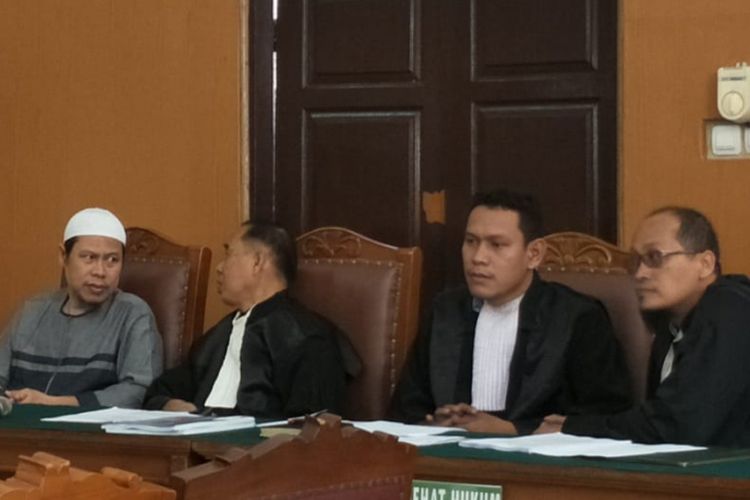 Sidang perkara Jamaah Anshorut Daulah (JAD) dengan agenda pembacaan nota pembelaan (pleidoi) di Pengadilan Negeri Jakarta Selatan, Jumat (27/7/2018).