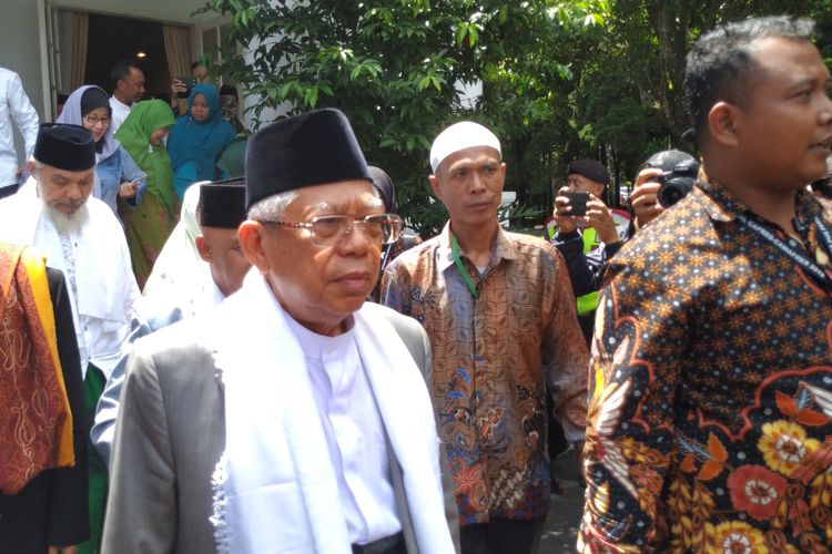 Cawapres Maruf Amin saat tiba di Sukabumi, Jawa Barat, Rabu (3/4/2019).
