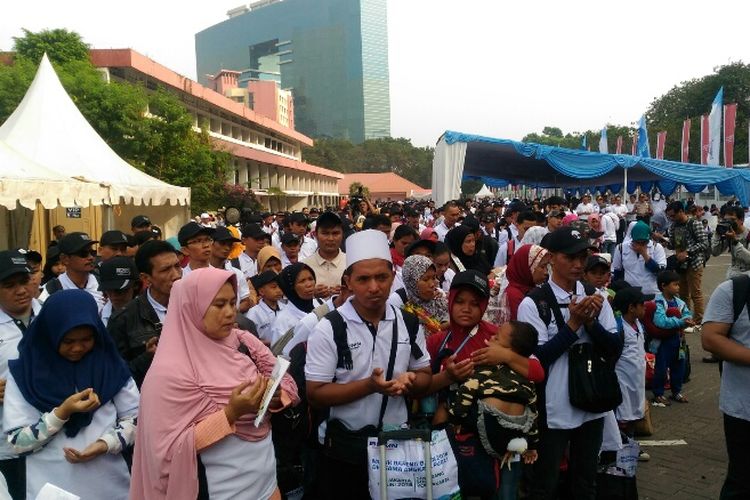 Sebanyak 2.000 pemudik diberangkatkan gratis oleh PT Angkasa Pura I (Persero) dari Kemayoran, Jakarta ke Semarang, Yogyakarta, dan Solo, Senin (11/6/2018).