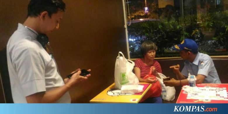 Tidur, Mandi hingga Mencuci di Gerai McD, Seorang Wanita Diamankan