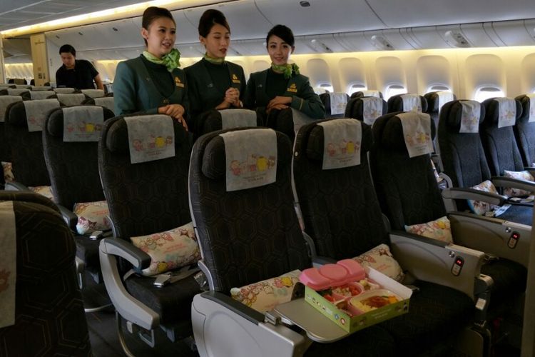 Pesawat EVA Air rute Taipei-Singapura didesain dengan karakter Sanrio family.