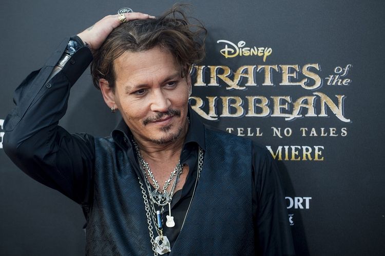 Johnny Depp hadir dalam pergelaran world premiere film Pirates of the Caribbean: Dead Men Tell No Tales di Shanghai, Kamis (11/5/2017).