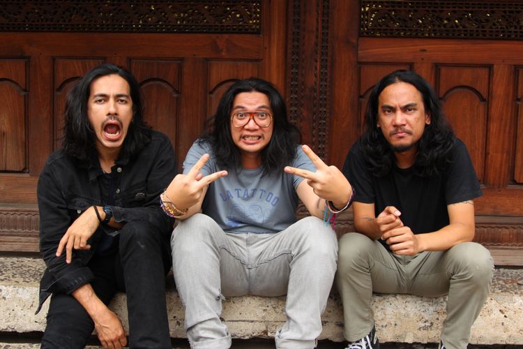 Kelompok Penerbang Roket (KPR) dalam sesi foto di Bentara Budaya Jakarta, Palmerah, Jakarta, Selasa (3/10/2017). KPR dijadwalkan akan mengisi gelaran Synchronize Fest 2017.