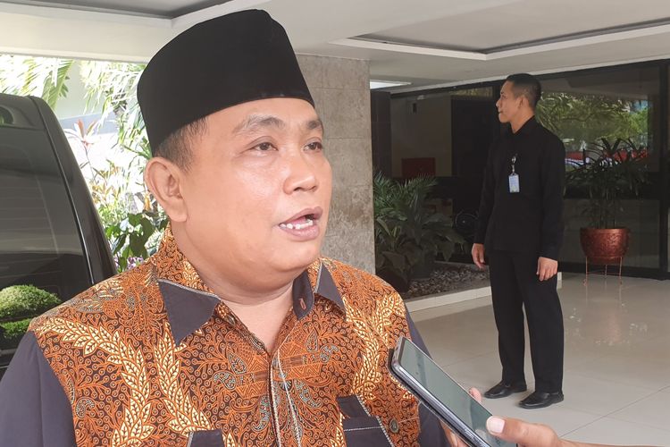 Wakil Ketua Umum Partai Gerindra Arief Poyuono mendatangi kompleks Istana Kepresidenan, Jakarta, Kamis (1/8/2019). 