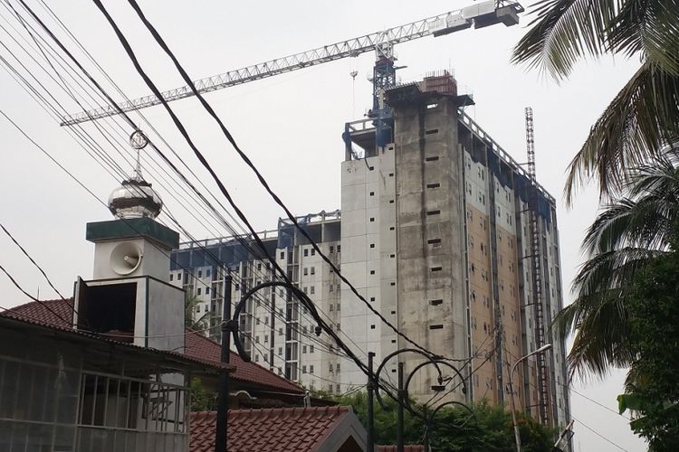 Proyek Apartemen LA City di Kelurahan Lenteng Agung, Jagakarsa, Jakarta Selatan.