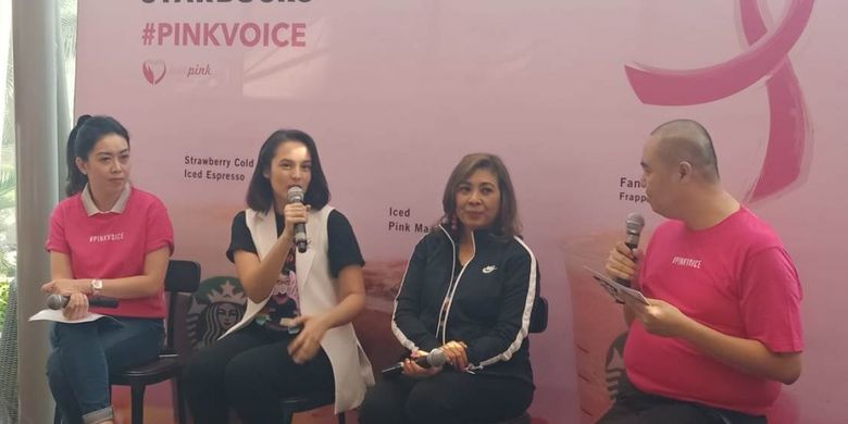 Konferensi pers peluncuran kampanye #PinkVoice, kerjasama Starbucks Indonesia dan organisasi LovePink di Jakarta (3/10).