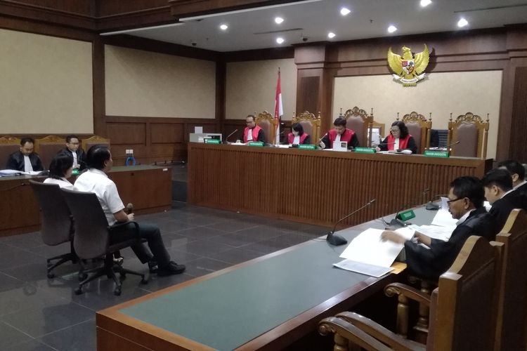 Sidang lanjutan Erwin Syaaf, terdakwa kasus dugaan suap terkait penambahan anggaran Bakamla untuk pengadaan proyek satelit monitoring dan drone dalam APBN Perubahan tahun 2016 di Pengadilan Tipikor Jakarta, Kamis (22/8/2019)
