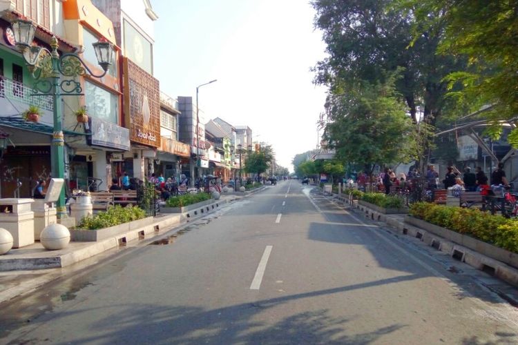 Suasana kawasan Malioboro saat pelaksanaan uji coba semi pedestrian