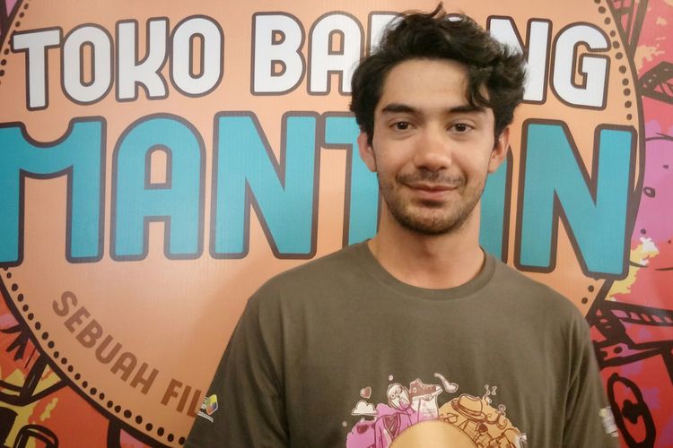 Artis peran Reza Rahadian saat ditemui dalam jumpa pers film Toko Barang Mantan di Gedung MNC, Kebon Sirih, Jakarta Pusat, Rabu (12/6/2019).