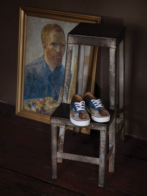 Koleksi Vans x Van Gogh
