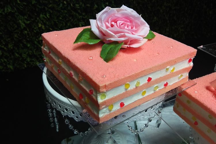 Kue Chantily Blossom utuh seharga Rp160.000