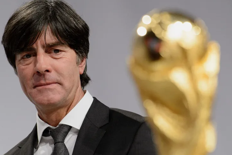 Joachim Loew membawa Tim Nasional Jerman menjuarai Piala Dunia 2014.