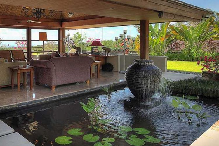 Courtyard KP House & Studio karya Studio Tonton