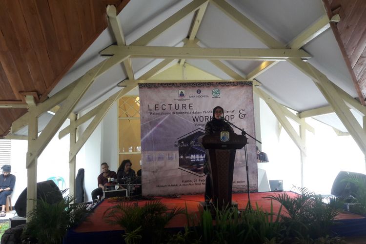 Bupati Lebak Iti Octavia Jayabaya saat peringatan satu tahun Museum Multatuli di Rangkasbitung, Kamis (21/2/2019). Iti menyebut tahun ini Kabupaten Lebak menargetkan satu juta kunjungan wisatawan.