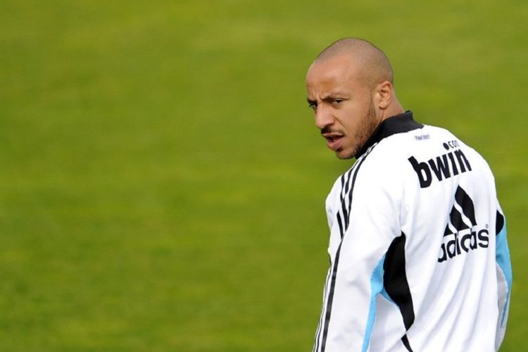 Gelandang asal Perancis, Julien Faubert, saat menjalani sesi latihan bersama Real Madrid, 30 April 2009.