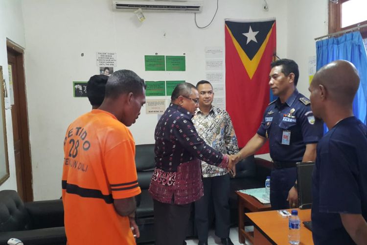 18 nelayan asal Kabupaten Alor, NTT, saat ditahan oleh otoritas Timor Leste pada 19 Januari 2019. 