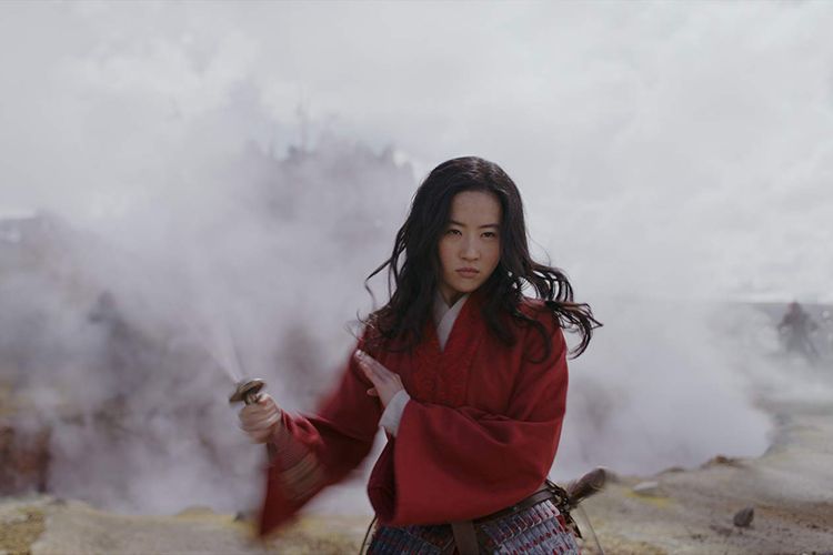 Liu Yifei, bintang laga Tiongkok yang menjadi pemeran Hua Mulan dalam film live-action Mulan (2020).