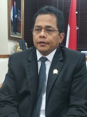 Sekjen DPR Indra Iskandar saat ditemui di ruang kerjanya, gedung Sekretariat Jenderal DPR RI, Kompleks Parlemen, Senayan, Jakarta, Selasa (27/8/2019).