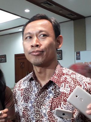 Komisioner KPU Pramono Ubaid Tanthowi