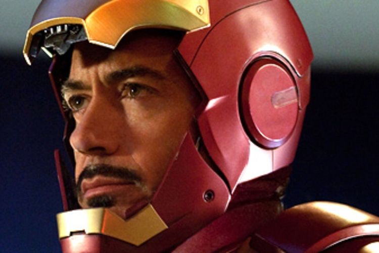 Robert Downey Jr saat berperan sebagai Iron Man.