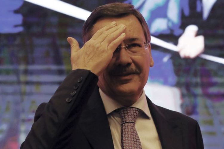 Wali Kota Ankara Melih Gokcek mengumumkan pengunduran dirinya, Sabtu (28/10). 