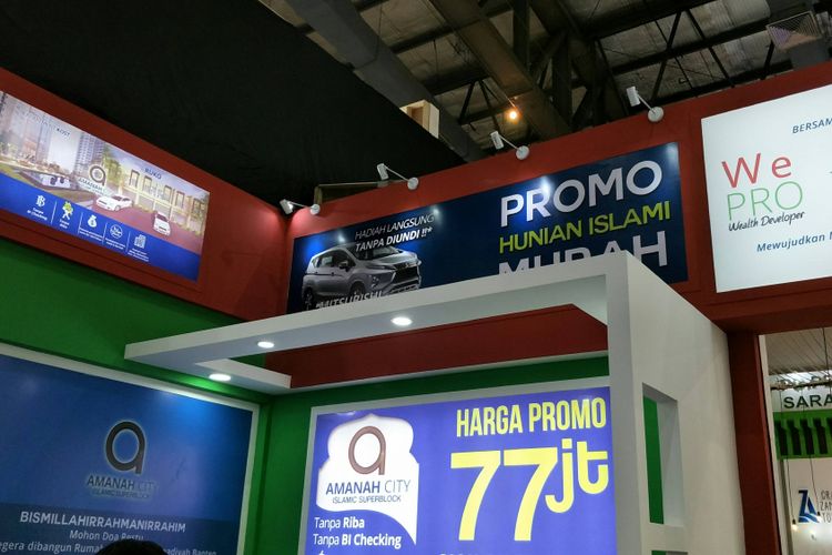 Booth pameran PT Wepro Citra Sentosa di lokasi pameran IPEX 2018 Jakarta Convention Center, Senayan, Sabtu (3/1/2018).