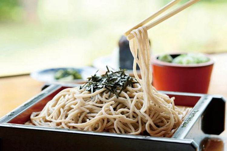 Soba yang baru saja jadi siap untuk dimakan