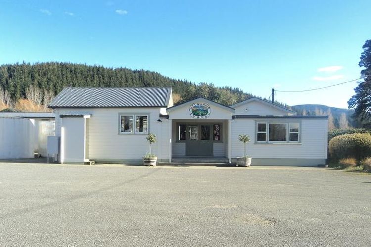Gedung sekolah Tuturumuri di Wairarapa, Selandia Baru, tidak mendapat murid baru untuk tahun ajaran mendatang.